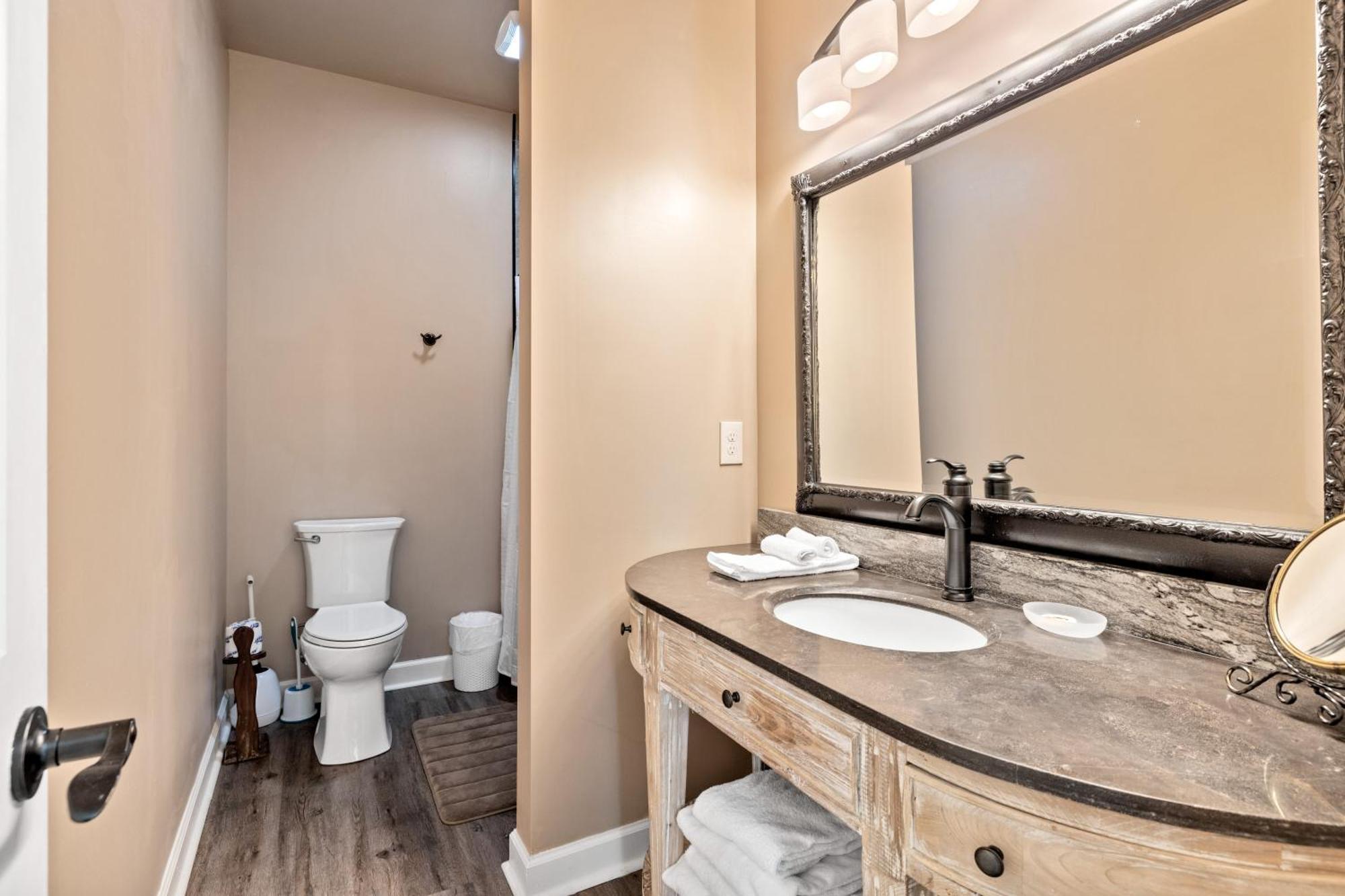 Bear Pass Is A 3 Bed 2 Bath Craftsman Style Home Located Within Walking Distance To Dt גטלינבורג מראה חיצוני תמונה